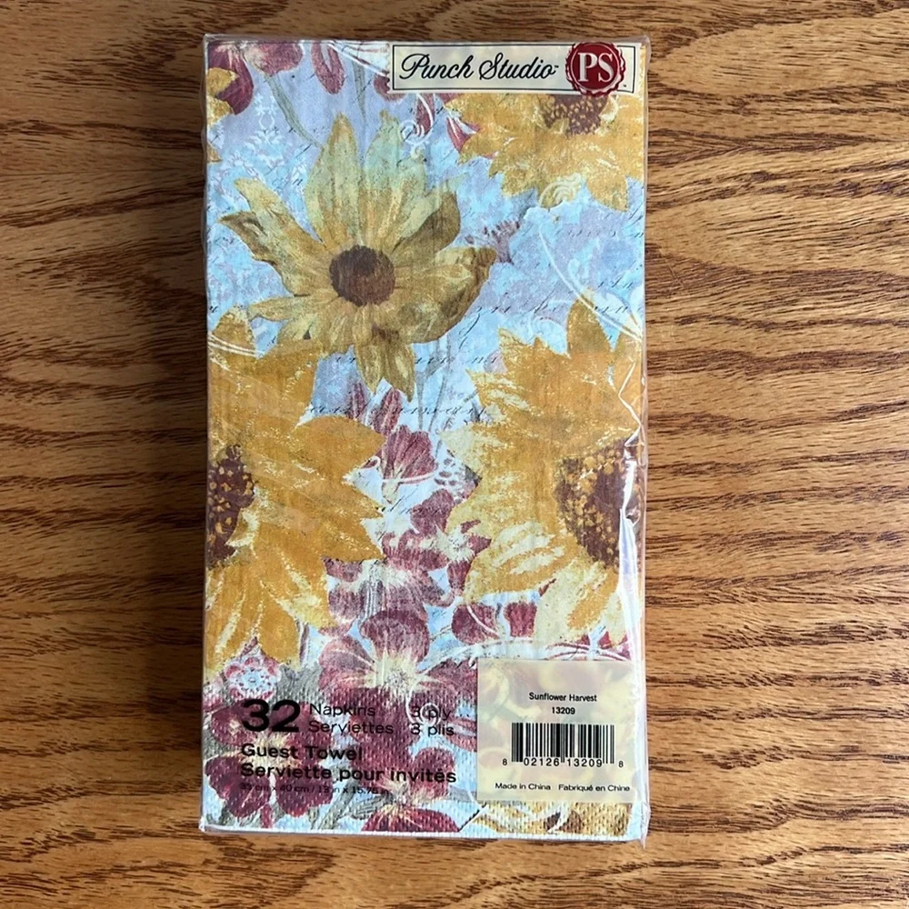 Sunflower Harvest Guest Paper Towels. 32 count.